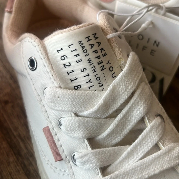 Kids Zara brand shoes size 12 NWT - Picture 8 of 8